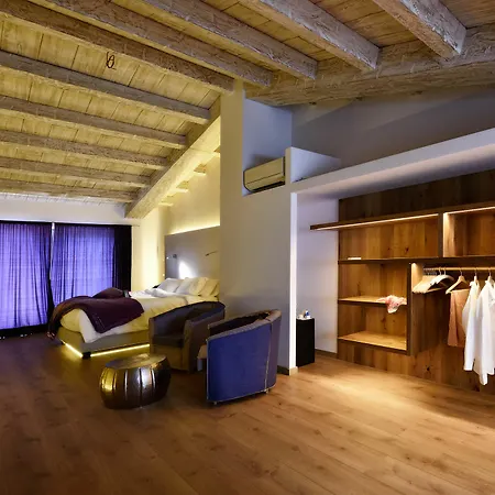 Boutique Urbisol 4* Calders