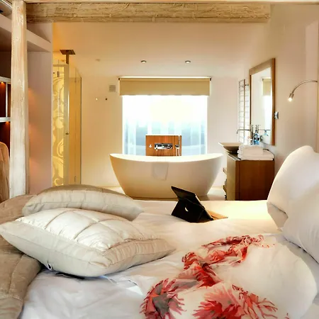 Boutique Urbisol 4*