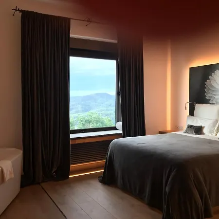 Boutique Urbisol 4*