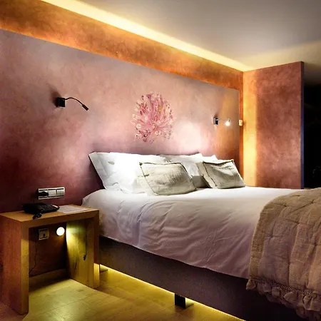 Boutique Urbisol 4*